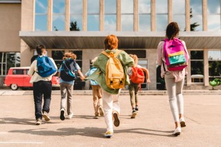 little-kids-schoolchildren-pupils-students-running-2022-01-18-23-35-10-utc