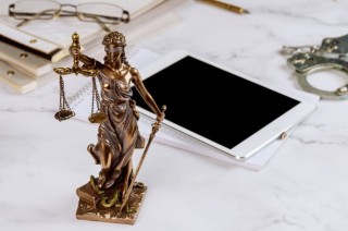 lawyer-statue-of-justice-with-scales-lawyers-symbo-2022-11-12-10-39-04-utc