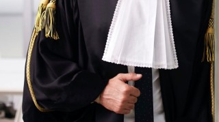avvocato-avvocati-toga-toghe-processo-aula-tribunale