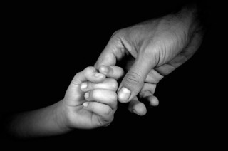 hands-family-parents-1631014486ykr