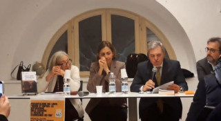 f484b073-f894-4ba9-93d6-71c386403240